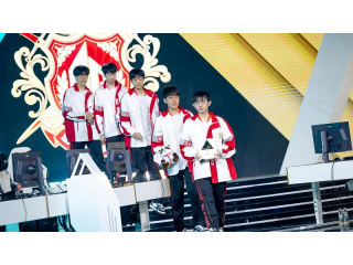 AG.AL занимает второе место на Гранд-финале EWC 2025 League of Legends при поддержке OBSBOT